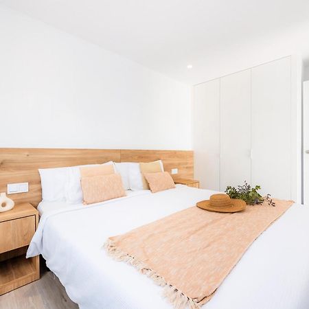 White Suites 3 Кала де Ор Экстерьер фото
