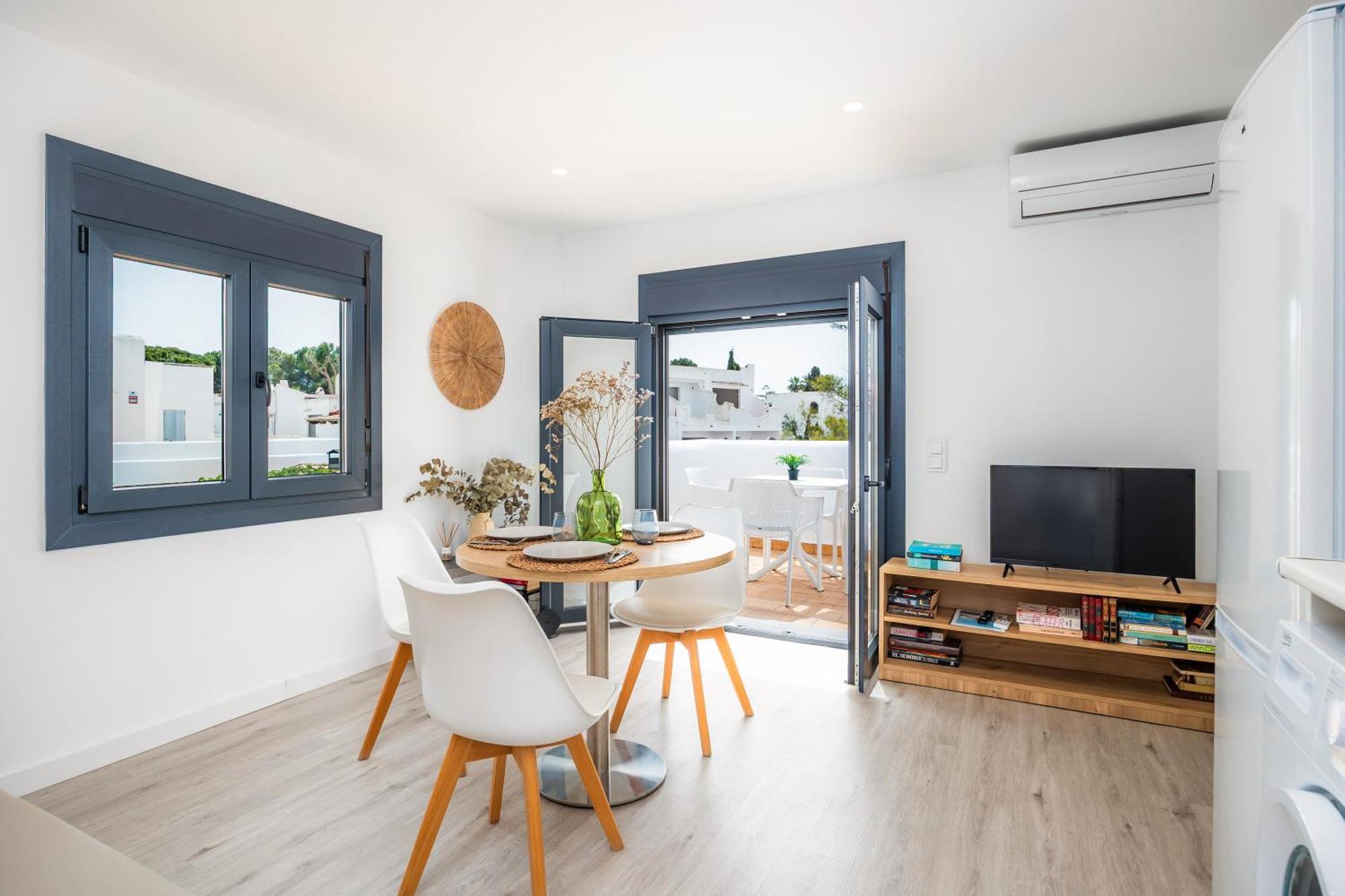 White Suites 3 Кала де Ор Экстерьер фото